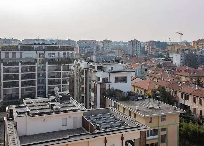 Gambara Urban Flat - Stylish And Next To Metro